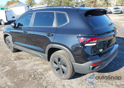 2025 Volkswagen Taos 1.5T S z USA, uszkodzony, nr VIN 3VV5C7B20SM069048